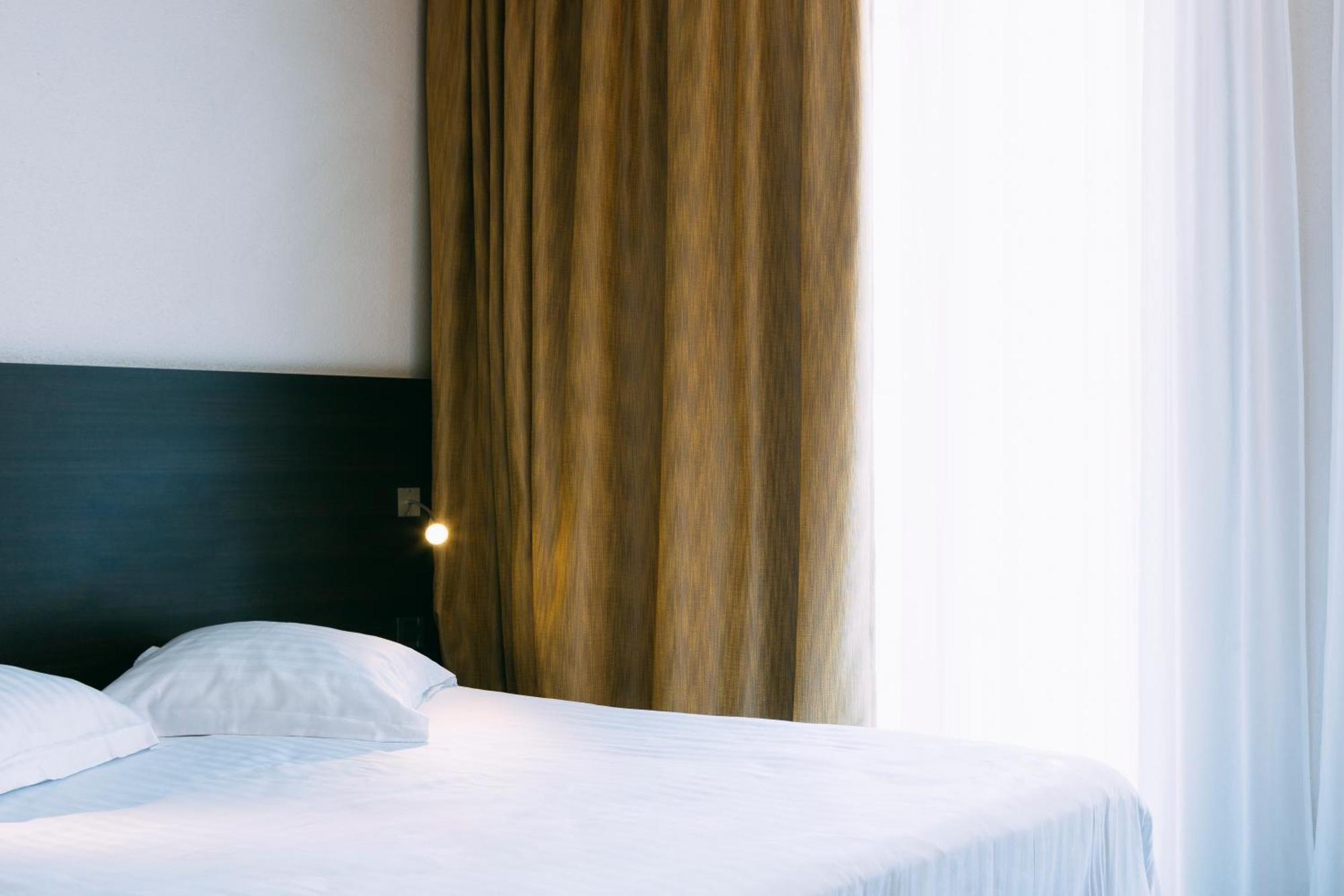 Escale Oceania Vieux Port Hotel 3*