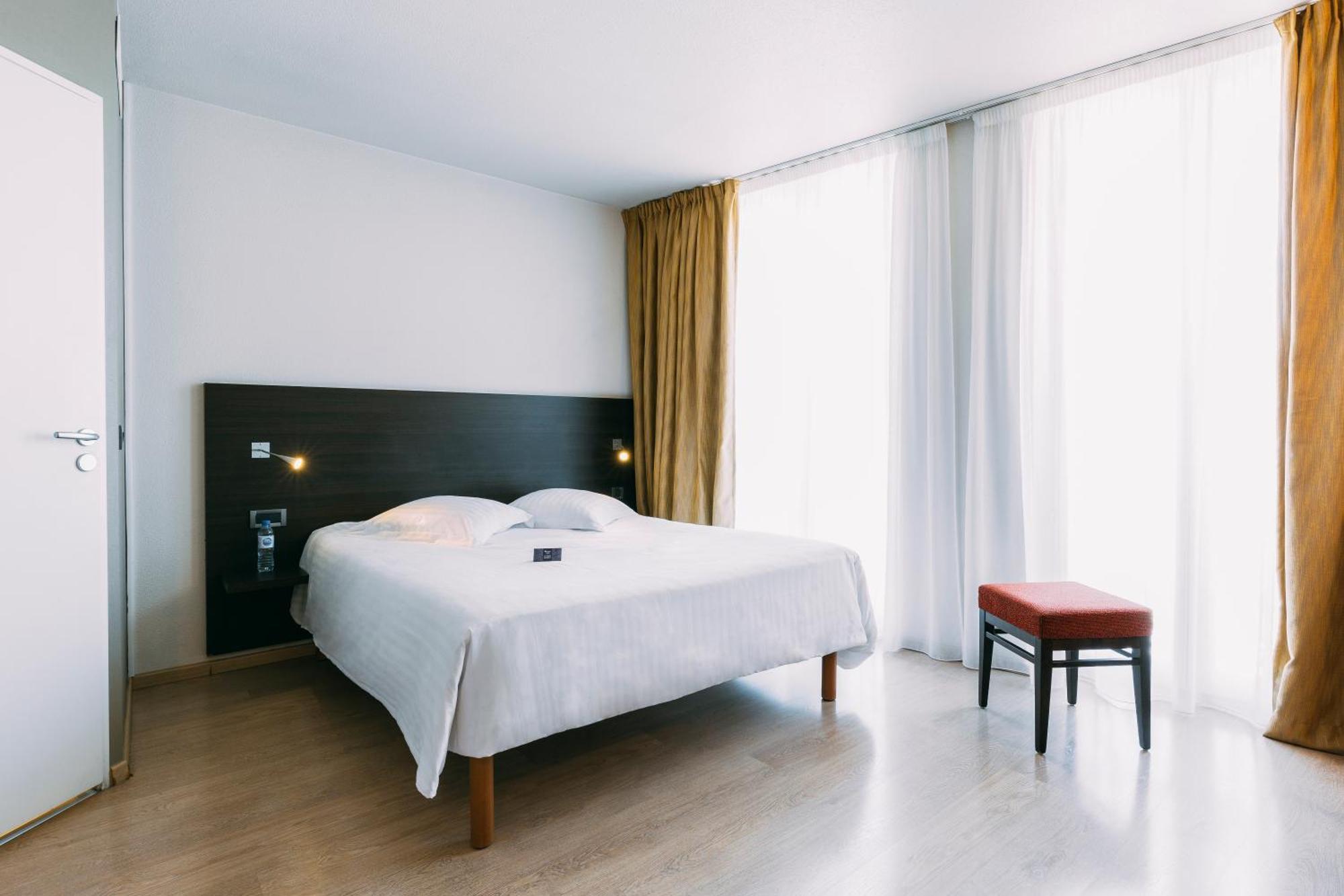 Escale Oceania Vieux Port 3* Marseilles