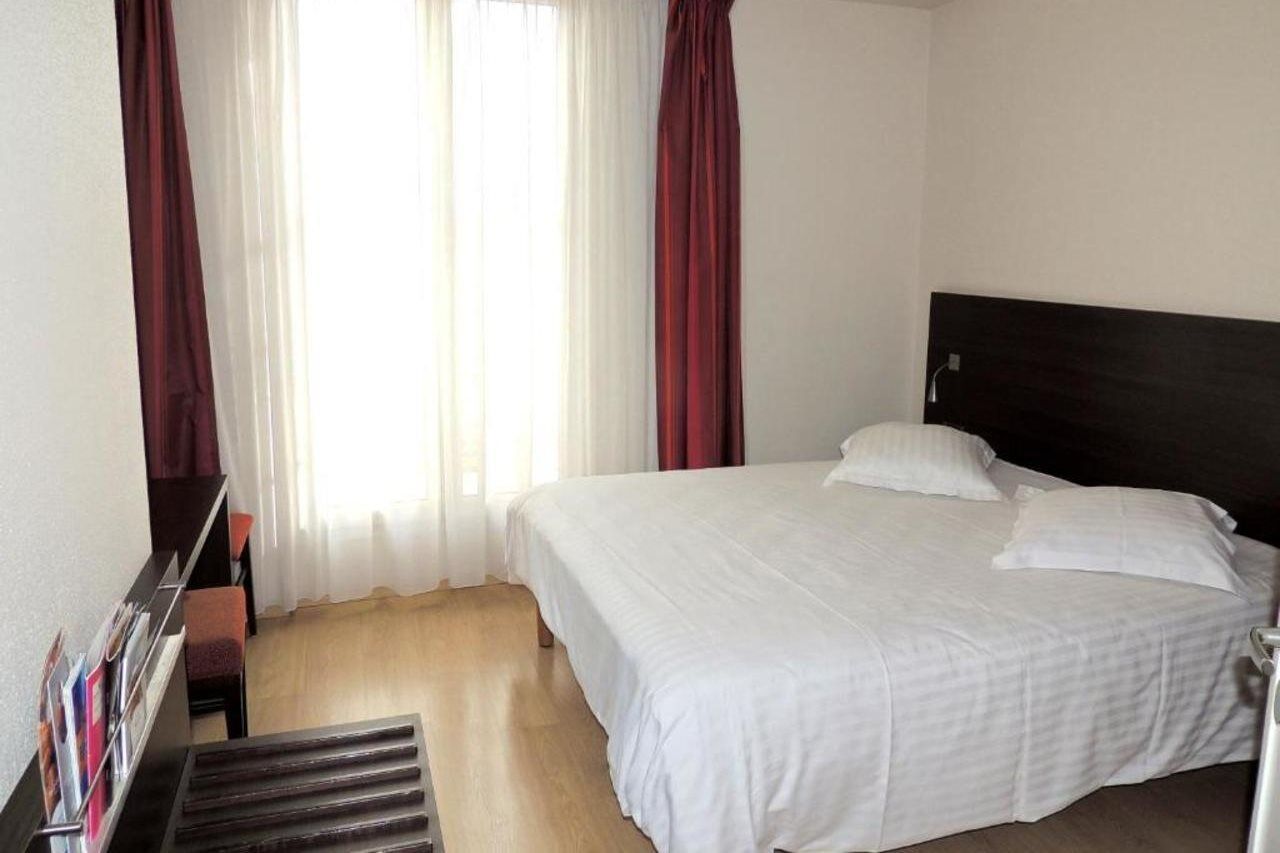 Escale Oceania Vieux Port Hotel